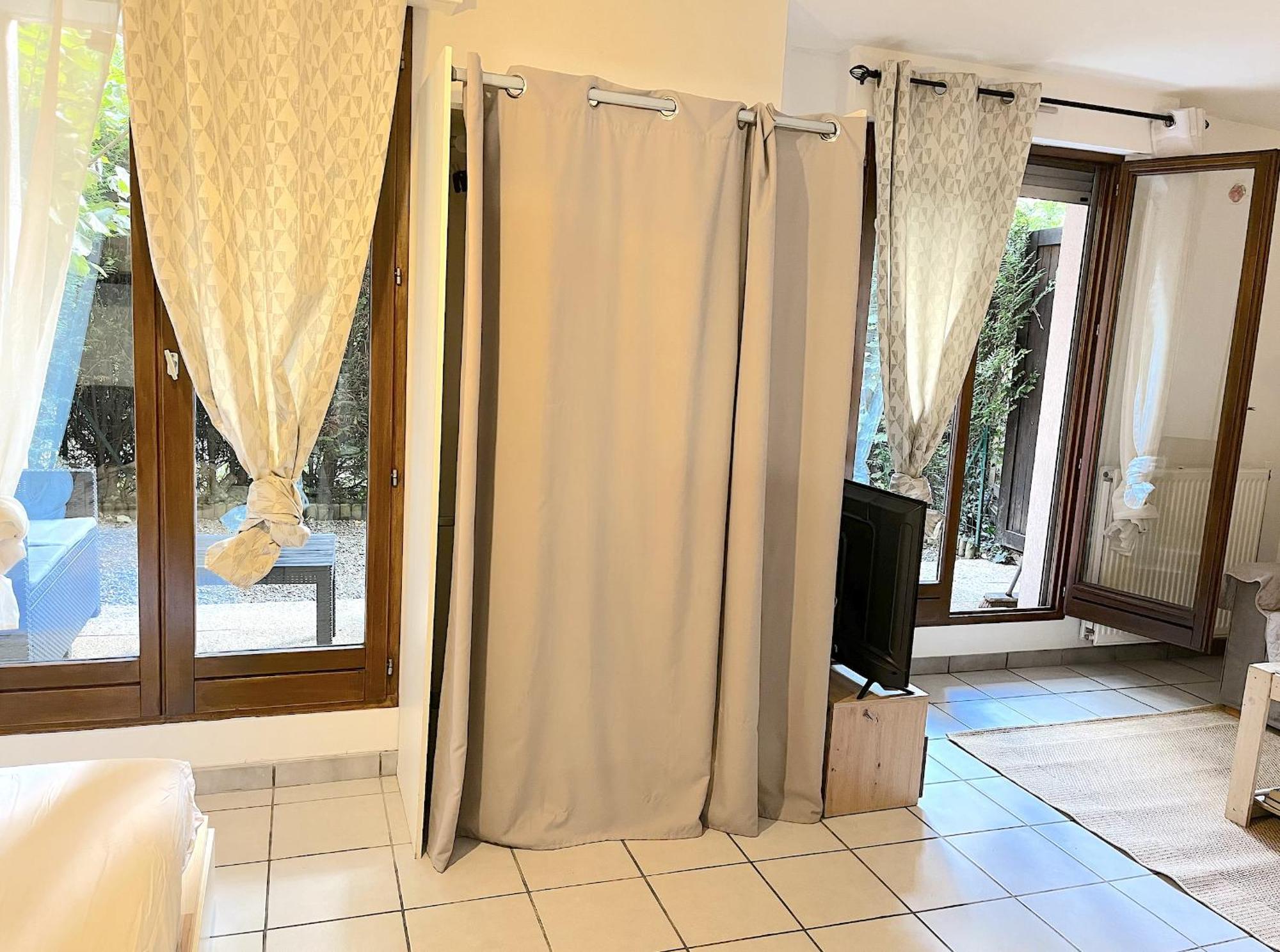 Apartamento Joli Studio Avec Jardin Annecy Exterior foto